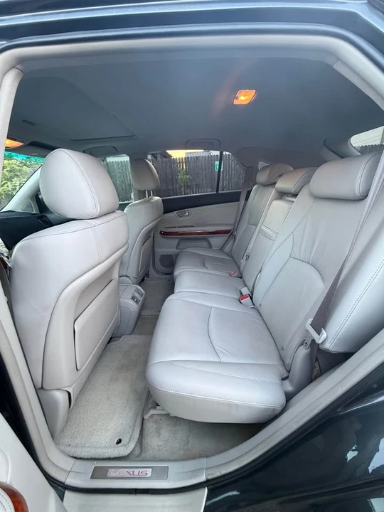 2007 Lexus RX 2nd Gen - Image 13 of 16