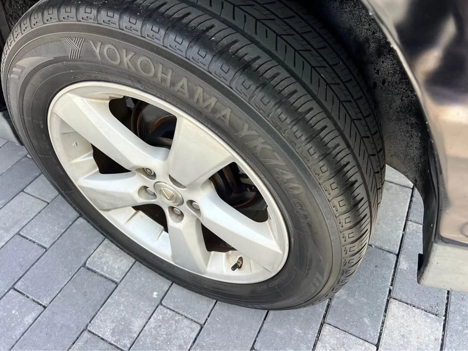 2007 Lexus RX 2nd Gen - Image 10 of 17