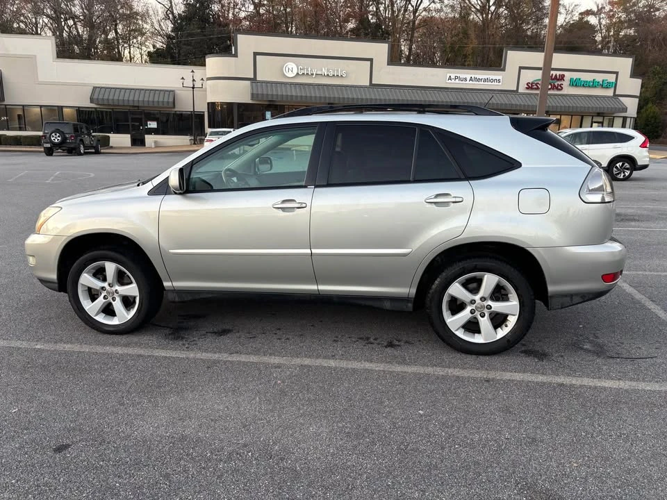 2007 Lexus RX 2nd Gen - Image 2 of 15