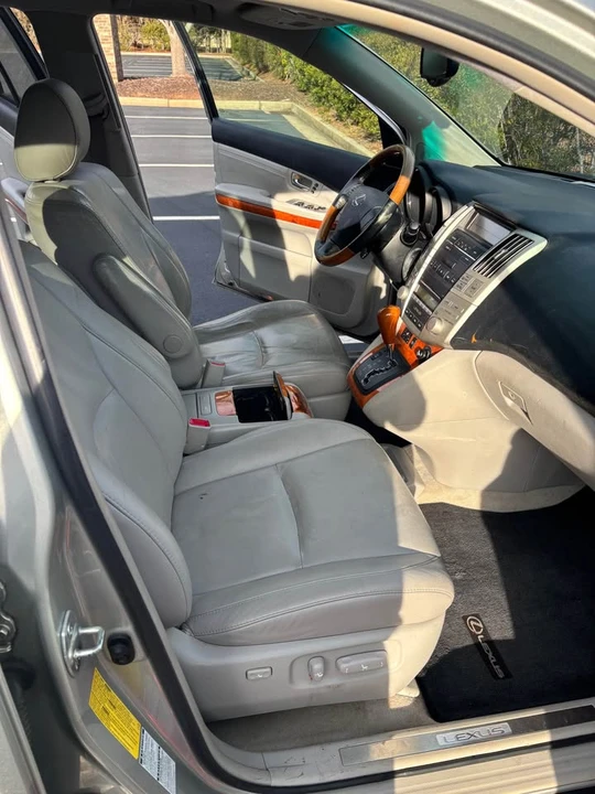 2007 Lexus RX 2nd Gen - Image 6 of 15