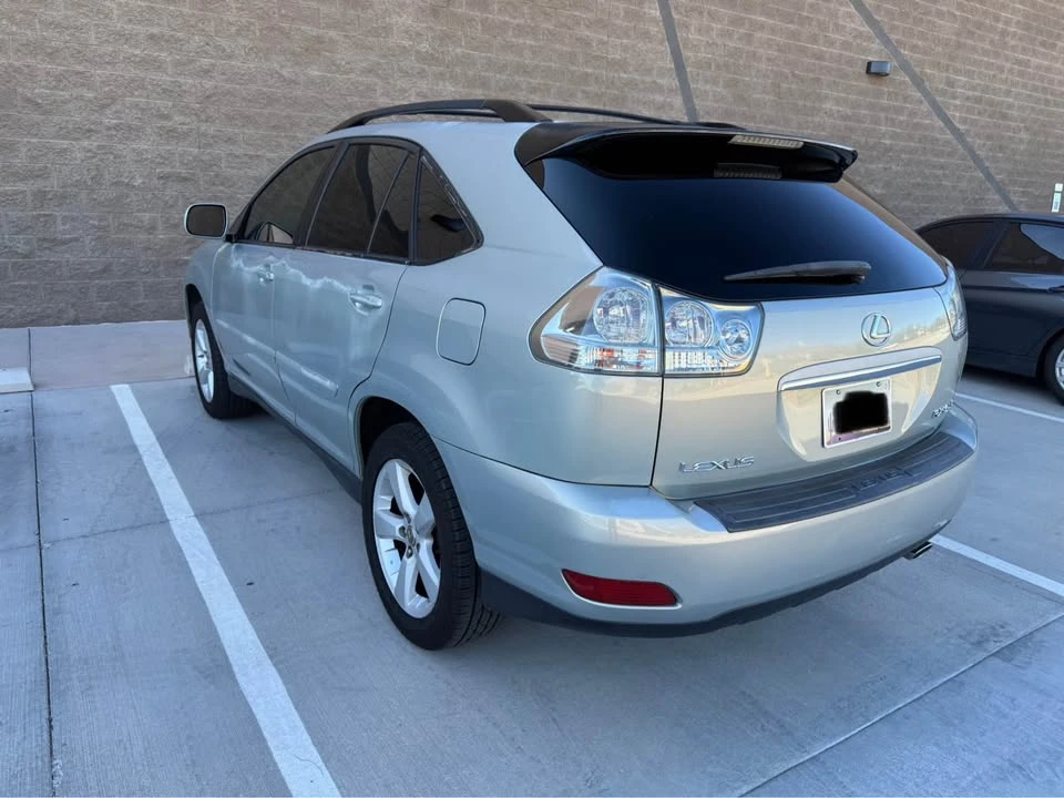 2007 Lexus RX 2nd Gen - Image 4 of 15