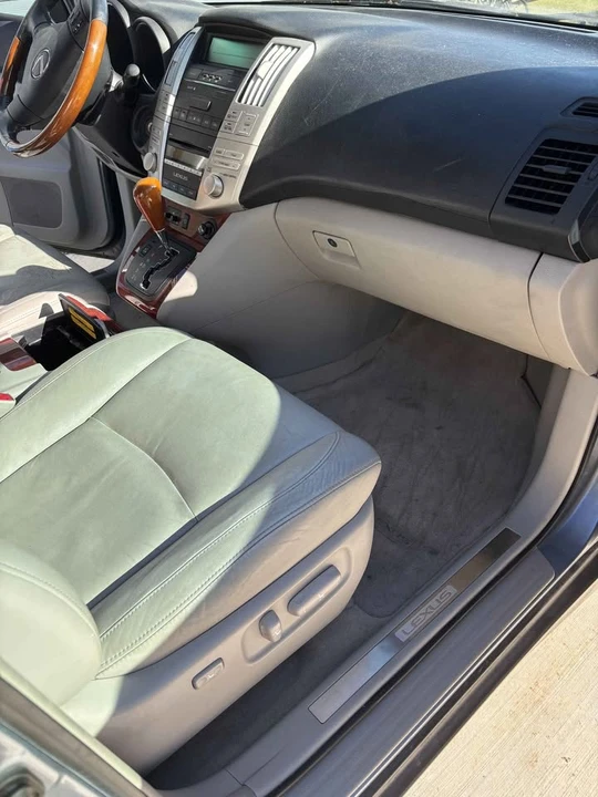 2007 Lexus RX 2nd Gen - Image 8 of 10