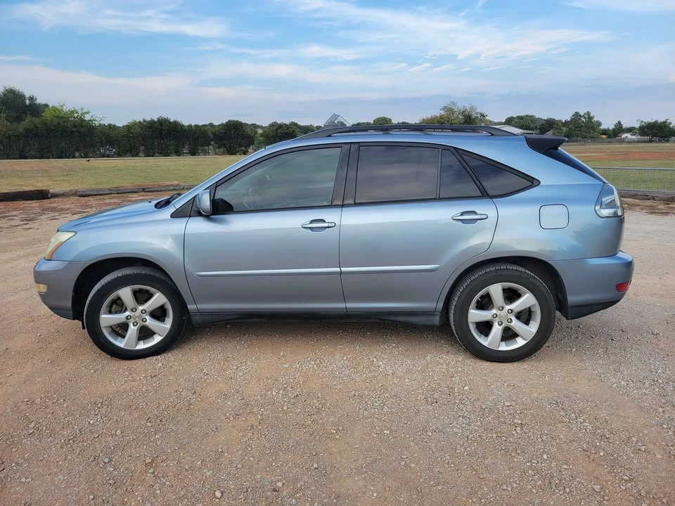 2007 Lexus RX 2nd Gen - Image 2 of 10