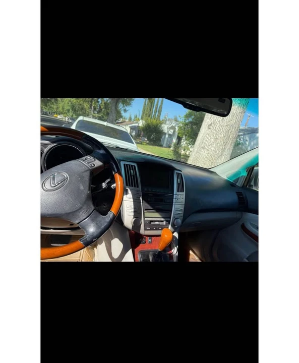 2007 Lexus RX 2nd Gen - Image 3 of 5