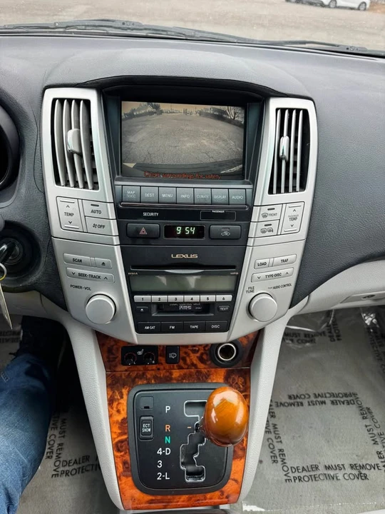 2007 Lexus RX 2nd Gen - Image 18 of 20