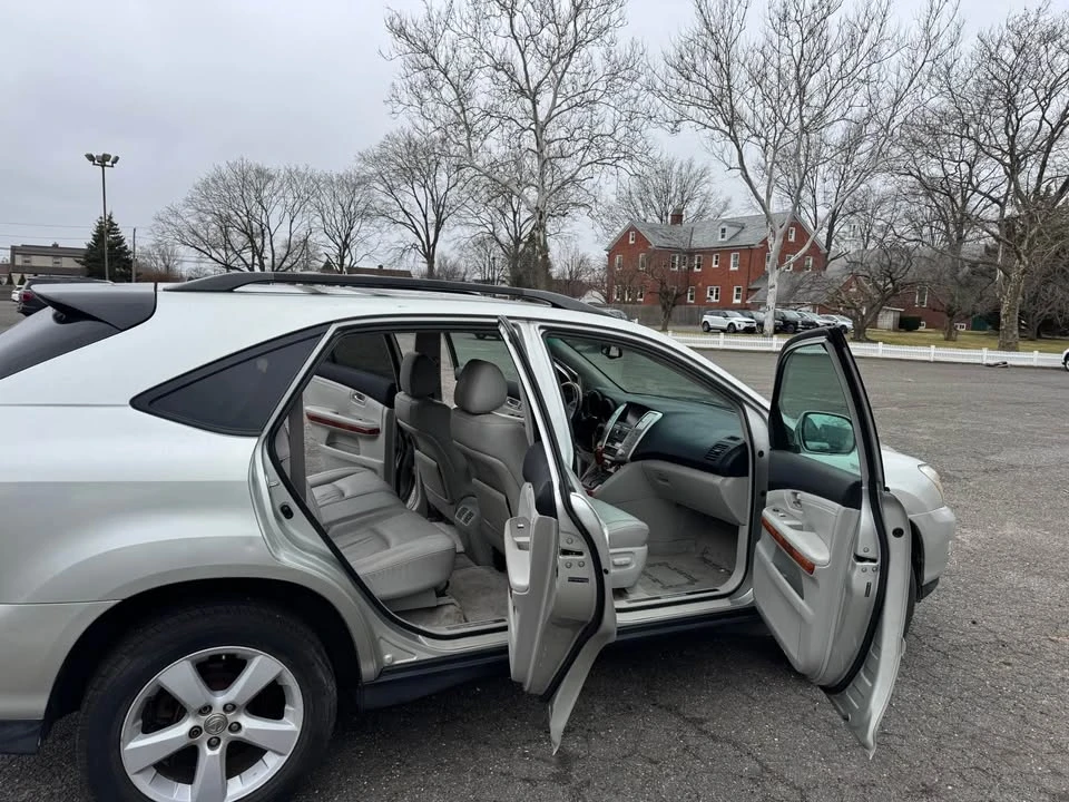 2007 Lexus RX 2nd Gen - Image 10 of 20