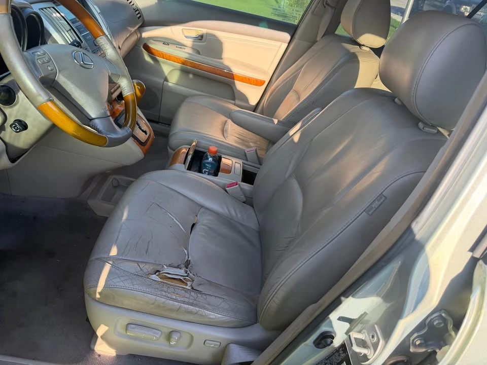 2007 Lexus RX 2nd Gen - Image 12 of 14