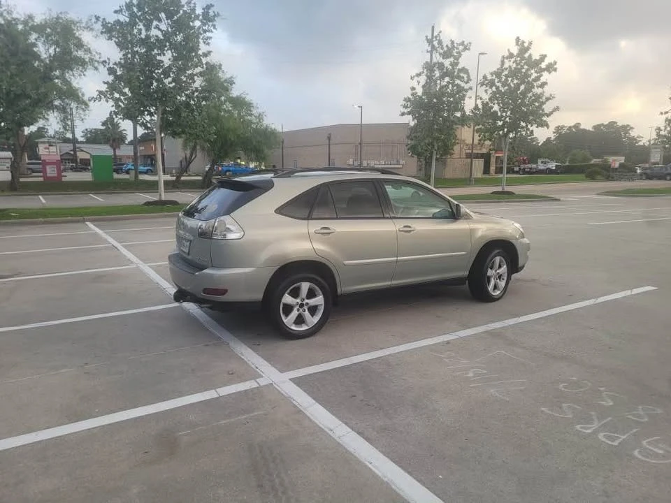 2007 Lexus RX 2nd Gen - Image 2 of 8