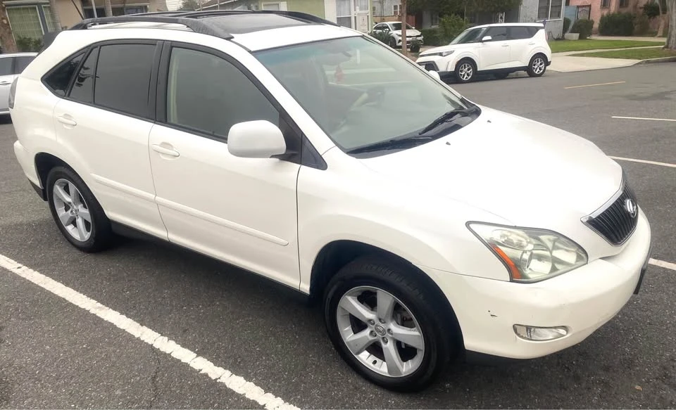 2007 Lexus RX 2nd Gen - Image 3 of 13