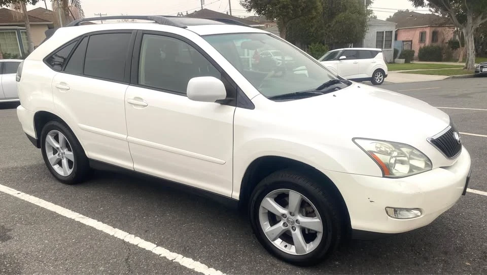 2007 Lexus RX 2nd Gen - Image 2 of 13