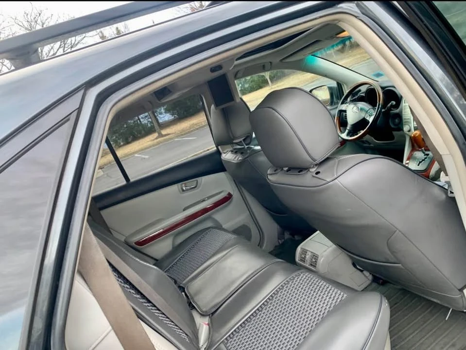 2007 Lexus RX 2nd Gen - Image 6 of 10