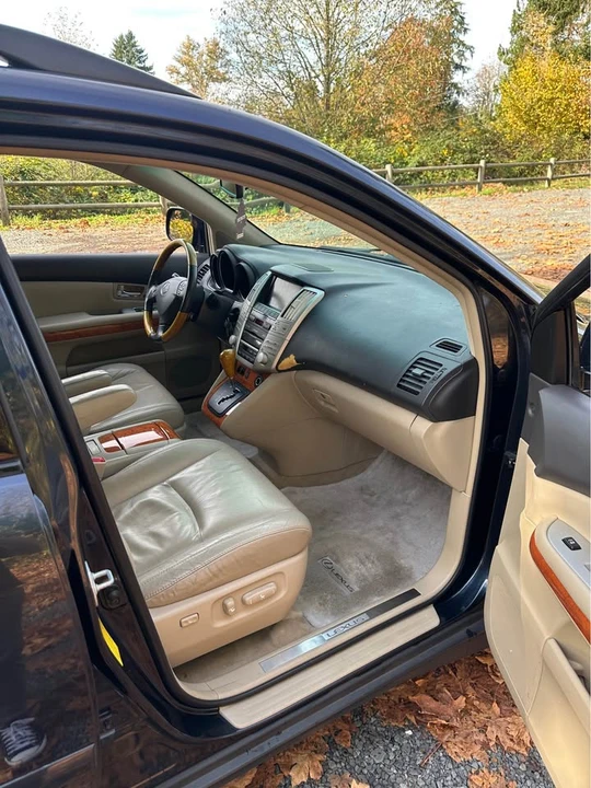 2007 Lexus RX 2nd Gen - Image 10 of 16