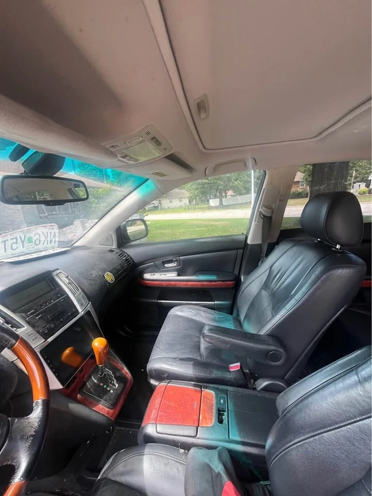 2007 Lexus RX 2nd Gen - Image 5 of 18