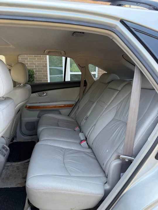 2007 Lexus RX 2nd Gen - Image 7 of 13