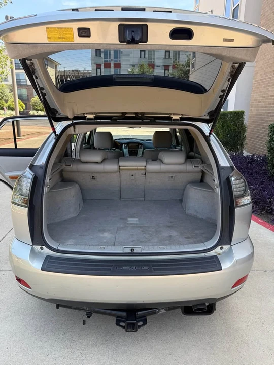 2007 Lexus RX 2nd Gen - Image 9 of 13
