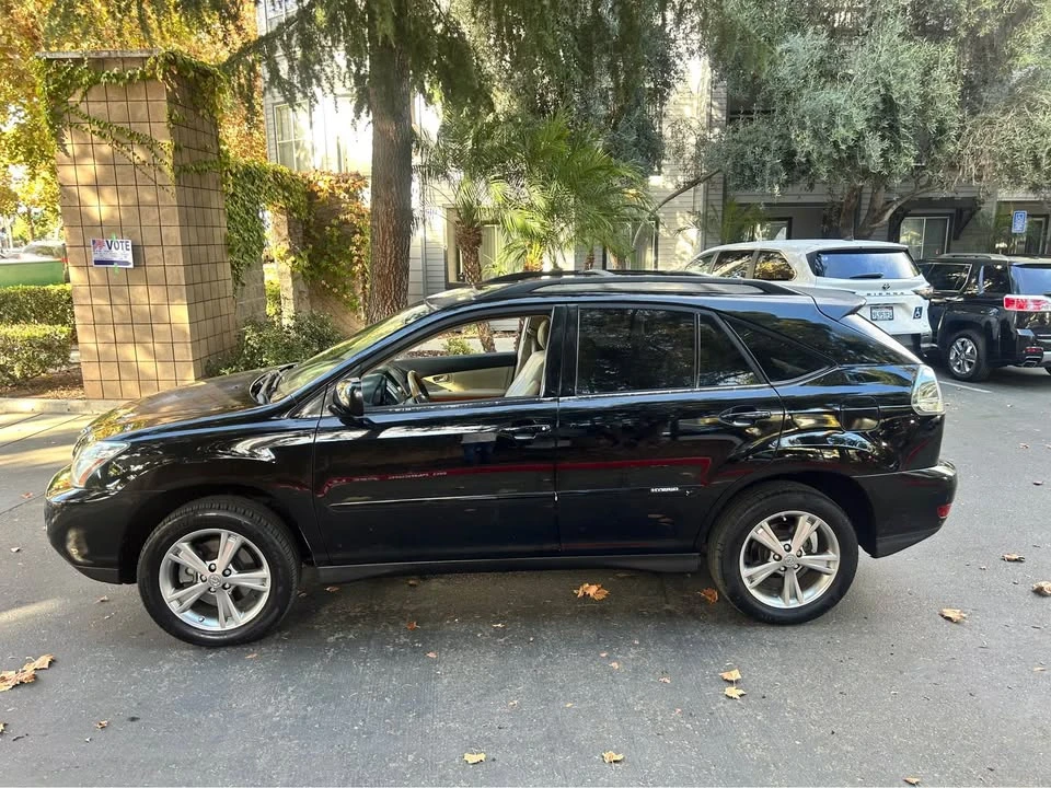 2007 Lexus RX 2nd Gen - Image 3 of 13