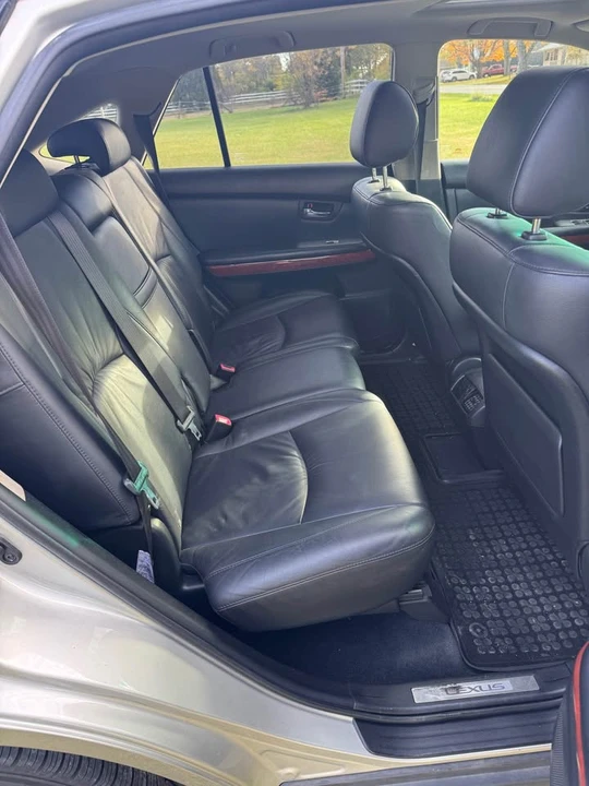 2007 Lexus RX 2nd Gen - Image 9 of 10