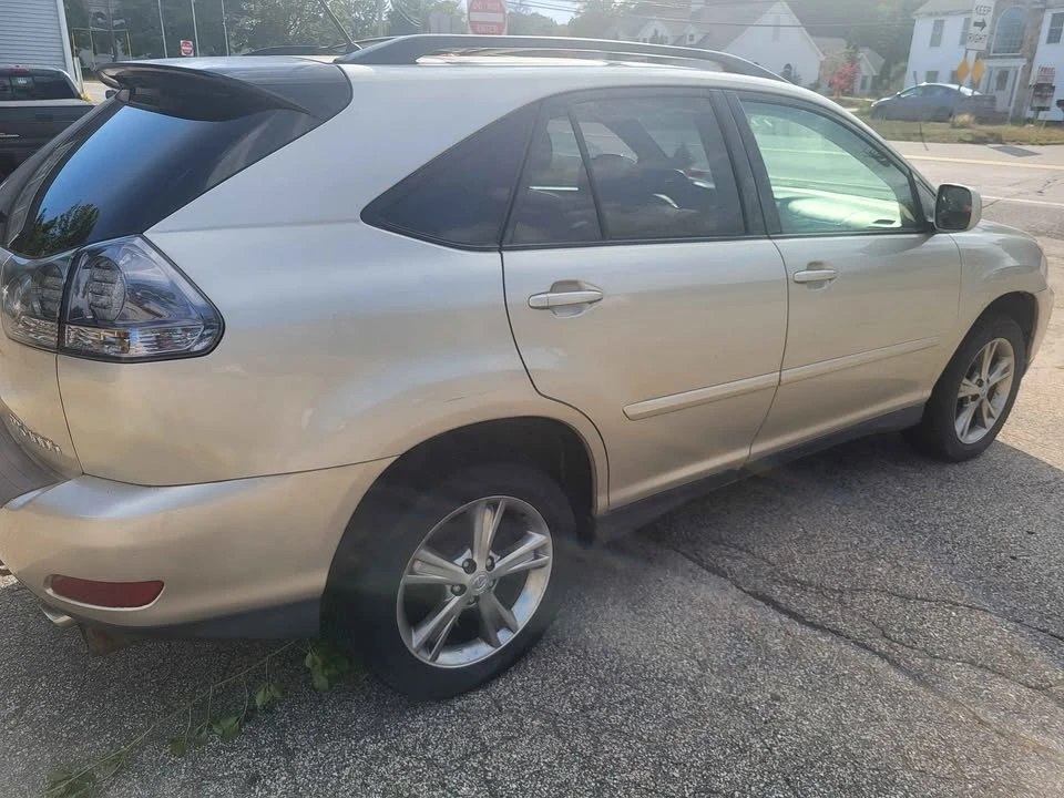 2007 Lexus RX 2nd Gen - Image 5 of 15