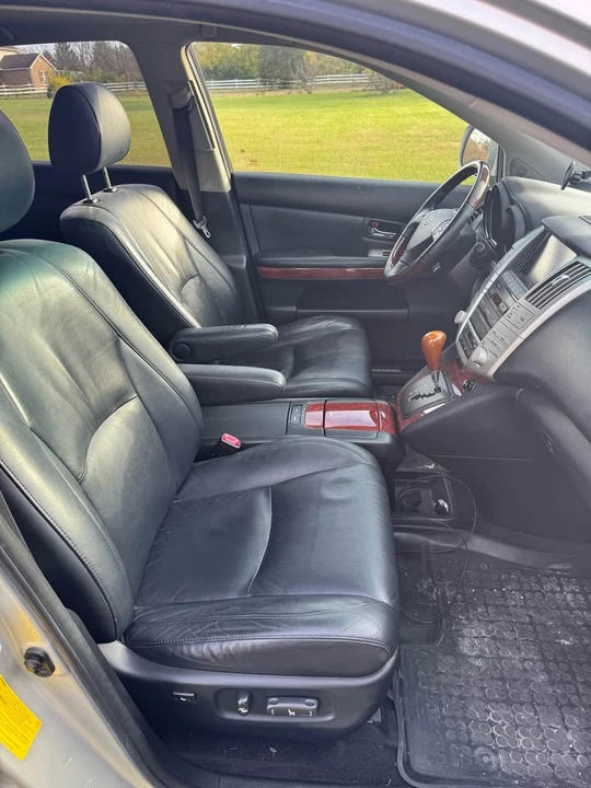 2007 Lexus RX 2nd Gen - Image 8 of 10