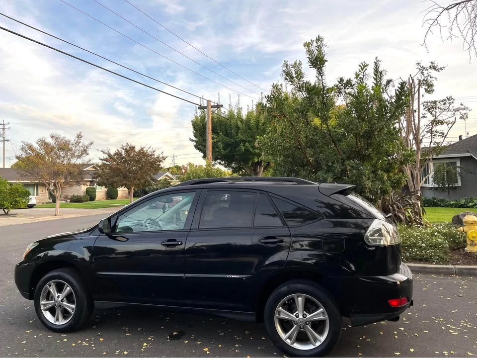 2007 Lexus RX 2nd Gen - Image 9 of 18