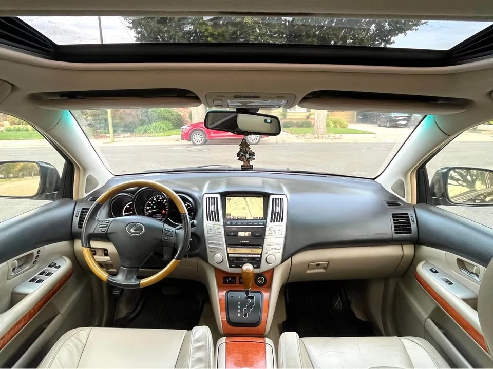 2007 Lexus RX 2nd Gen - Image 13 of 18