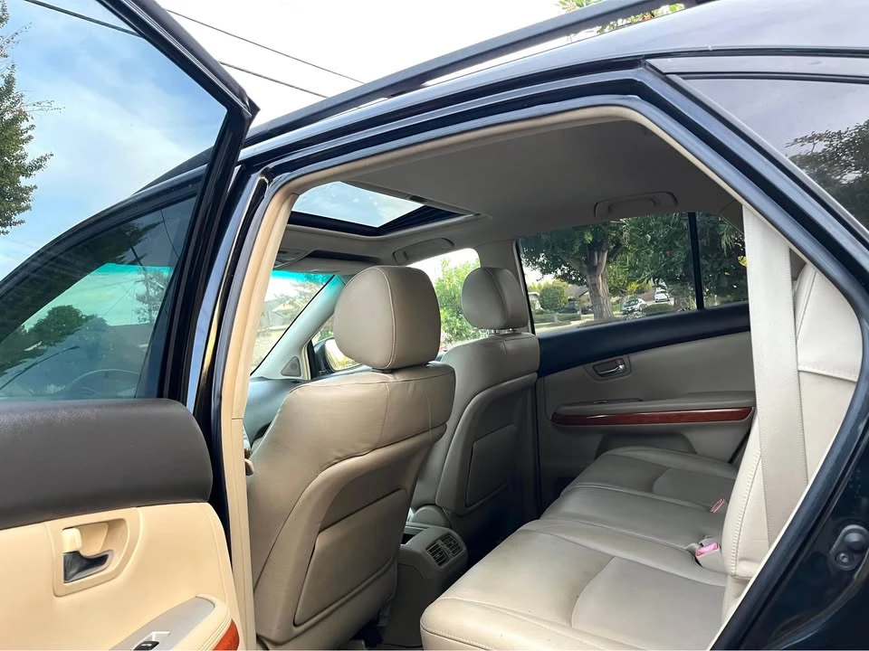 2007 Lexus RX 2nd Gen - Image 17 of 18
