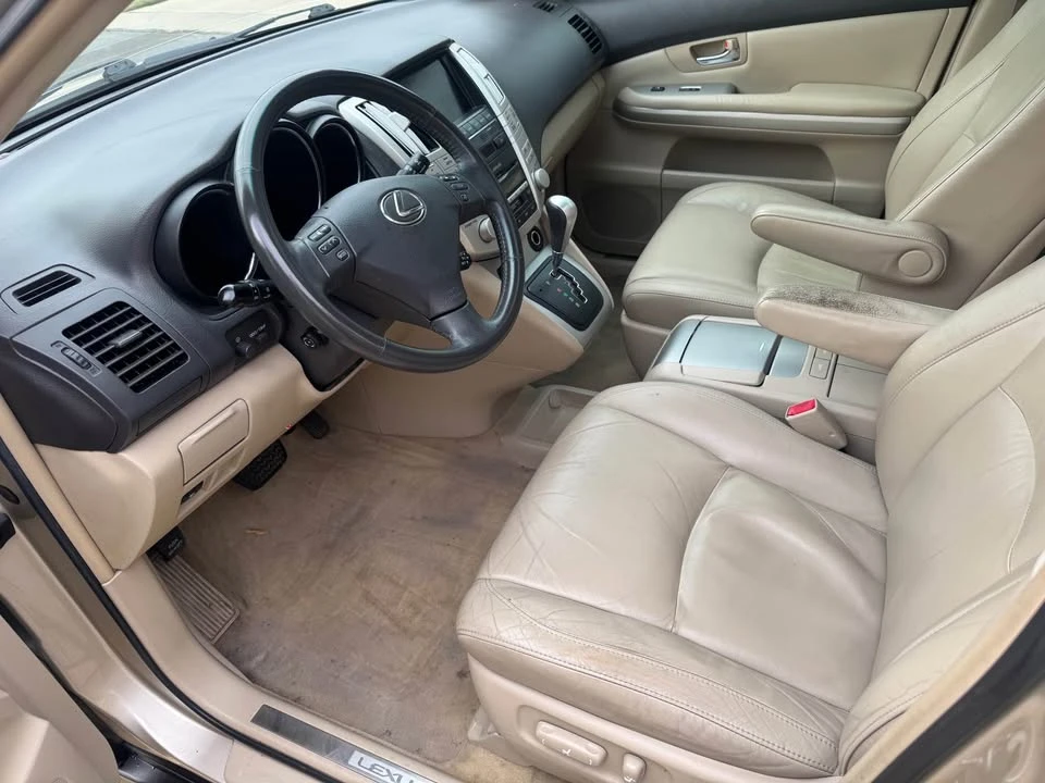 2007 Lexus RX 2nd Gen - Image 7 of 12