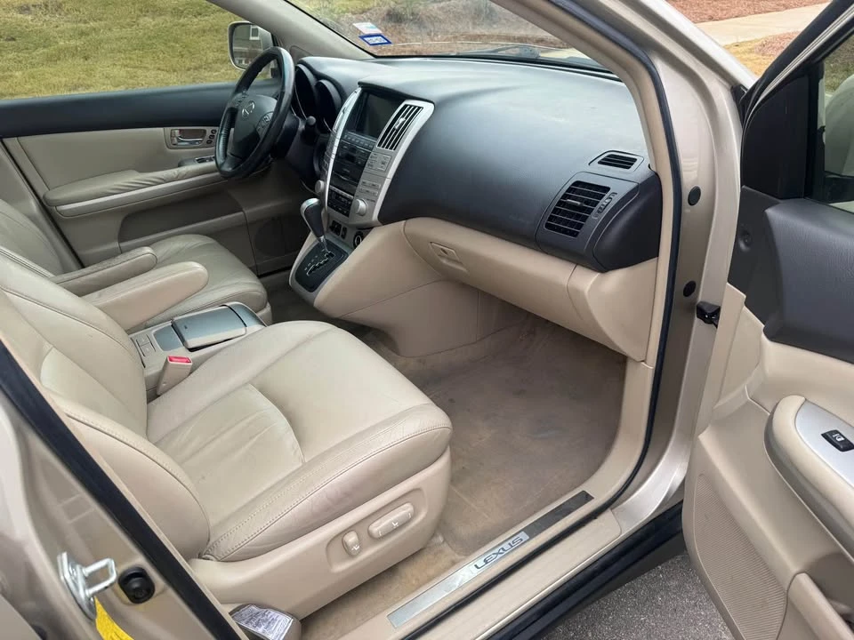 2007 Lexus RX 2nd Gen - Image 11 of 12