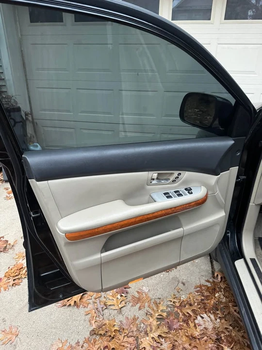 2007 Lexus RX 2nd Gen - Image 15 of 15