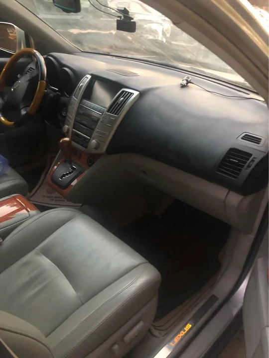 2007 Lexus RX 2nd Gen - Image 10 of 10