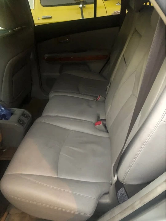 2007 Lexus RX 2nd Gen - Image 8 of 10