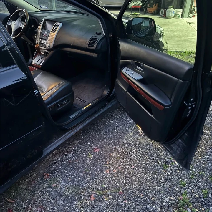 2007 Lexus RX 2nd Gen - Image 10 of 20