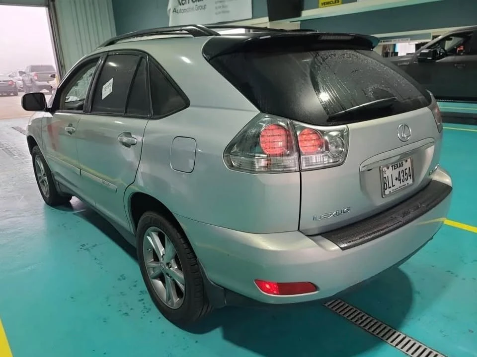 2007 Lexus RX 2nd Gen - Image 4 of 12