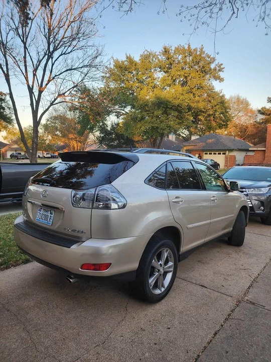 2007 Lexus RX 2nd Gen - Image 2 of 16