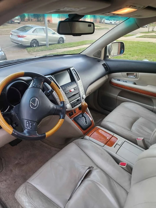 2007 Lexus RX 2nd Gen - Image 7 of 16