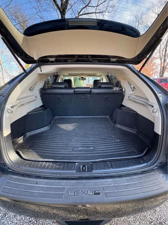 2007 Lexus RX 2nd Gen - Image 11 of 14