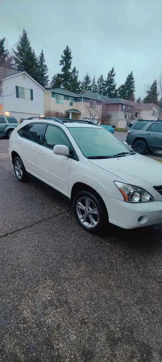 2007 Lexus RX 2nd Gen - Image 2 of 9