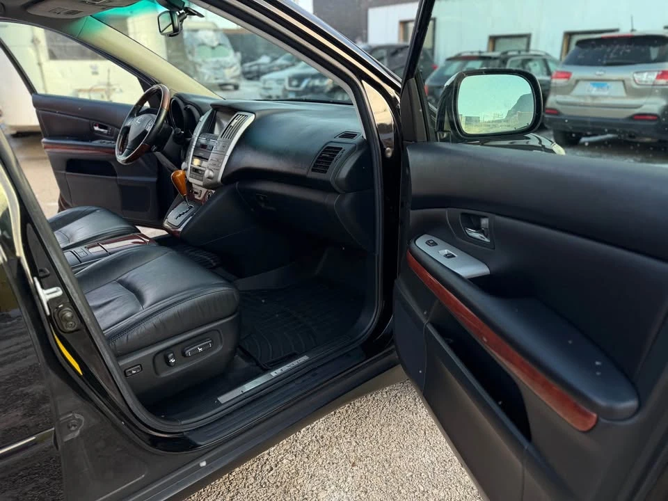 2007 Lexus RX 2nd Gen - Image 12 of 17