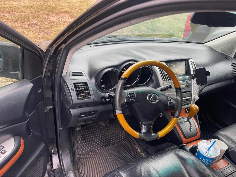 2007 Lexus RX 2nd Gen - Image 5 of 6