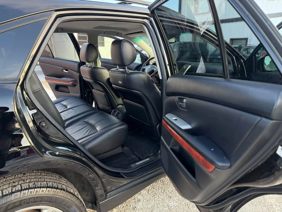 2007 Lexus RX 2nd Gen - Image 11 of 17