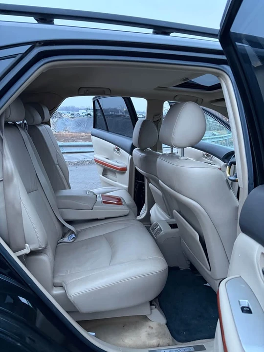 2007 Lexus RX 2nd Gen - Image 14 of 16
