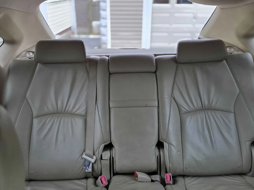 2007 Lexus RX 2nd Gen - Image 6 of 12