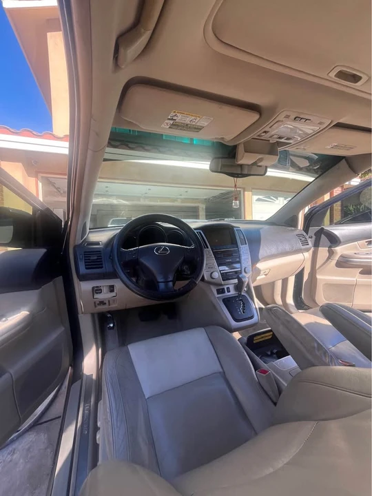 2007 Lexus RX 2nd Gen - Image 5 of 9