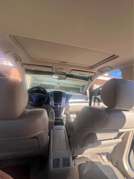 2007 Lexus RX 2nd Gen - Image 6 of 9