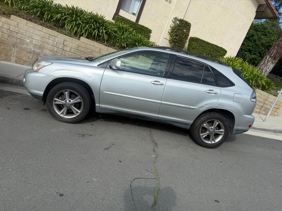 2007 Lexus RX 2nd Gen - Image 2 of 6