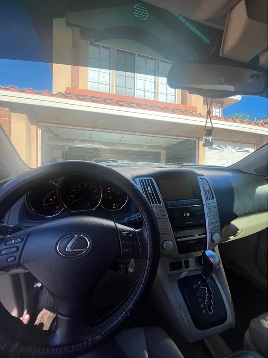 2007 Lexus RX 2nd Gen - Image 9 of 9