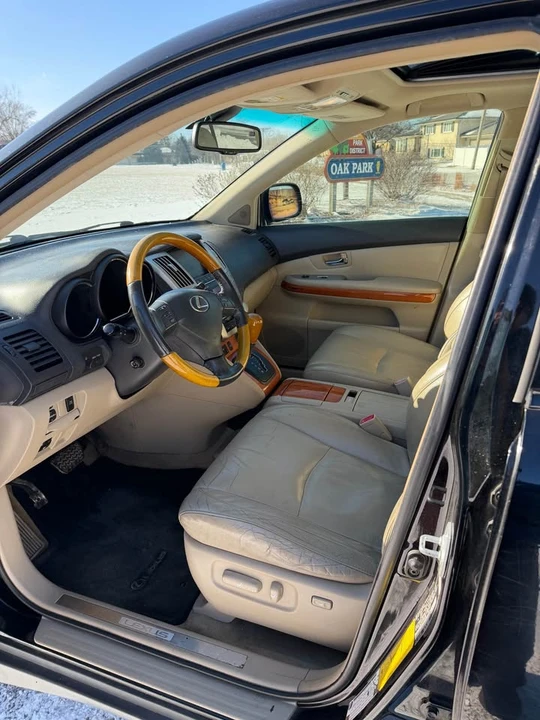 2007 Lexus RX 2nd Gen - Image 7 of 16