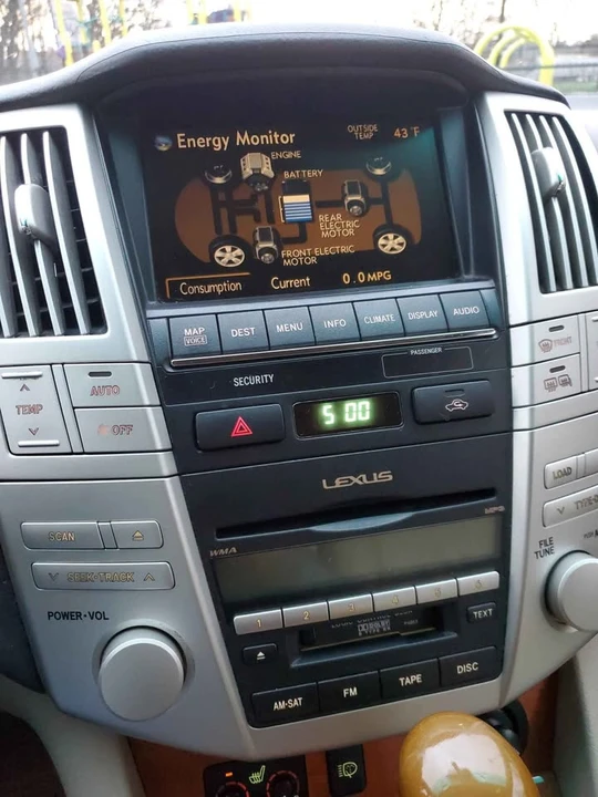 2007 Lexus RX 2nd Gen - Image 6 of 10