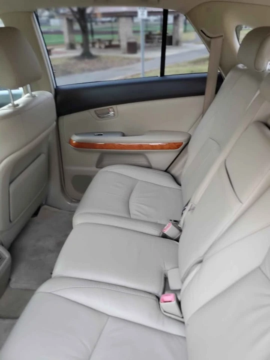 2007 Lexus RX 2nd Gen - Image 8 of 10