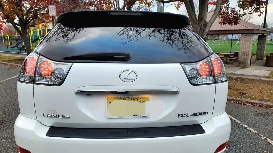 2007 Lexus RX 2nd Gen - Image 9 of 10